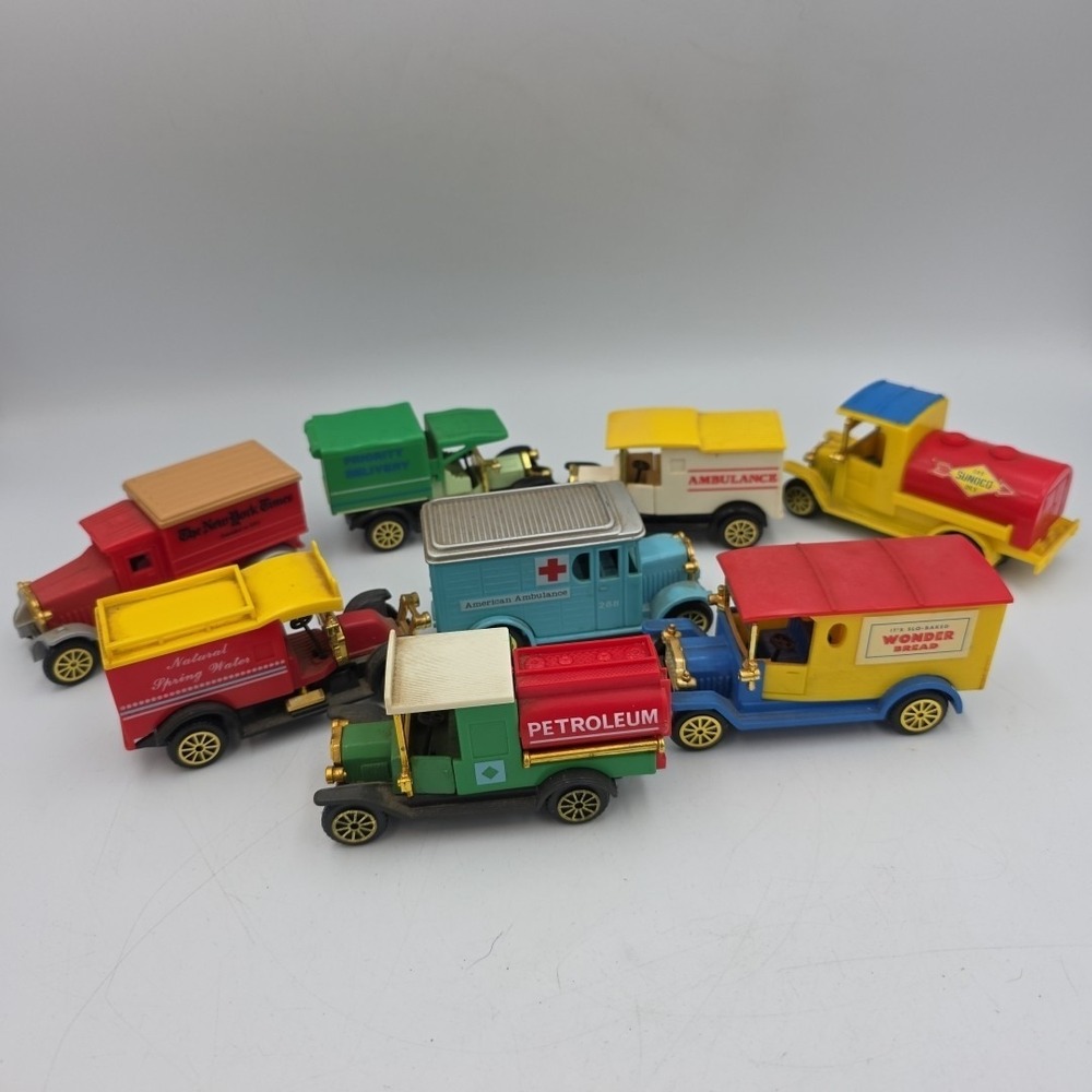 Collector's Set of 8 CLASSIC TRUCKS 1910 Water‎ Wagon Toys